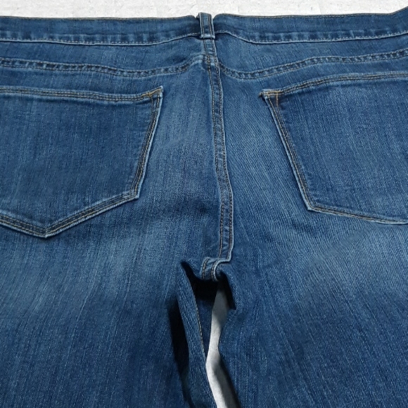 Old Navy Jeans - Picture 3 of 8